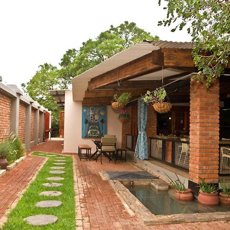Casa Forno Country Hotel Otjiwarongo Exterior photo
